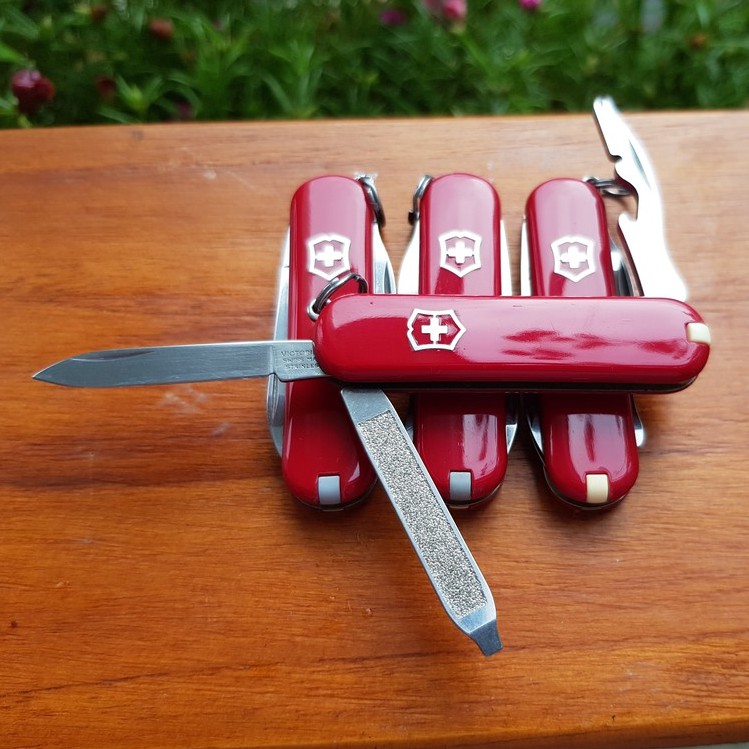 Dụng Cụ Đa Năng Victorinox Rally Thụy Sĩ.