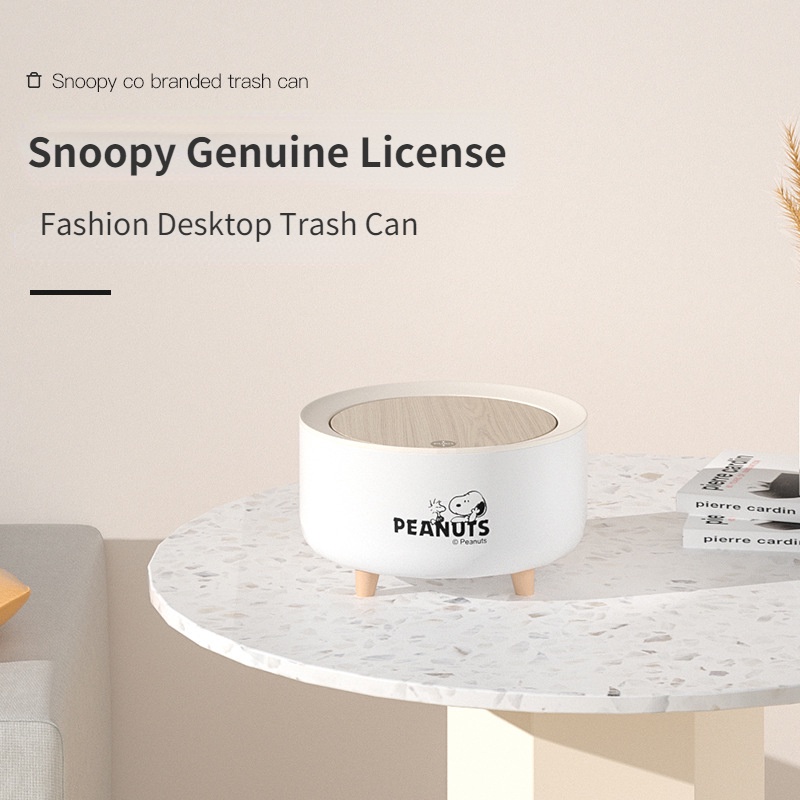 Thùng Rác Tái Chế Được In Hình Snoopy Hoạt Hình Có Nắp Đậy Và Chân Đế Cho Nhà Ở / Văn Phòng / Khách Sạn