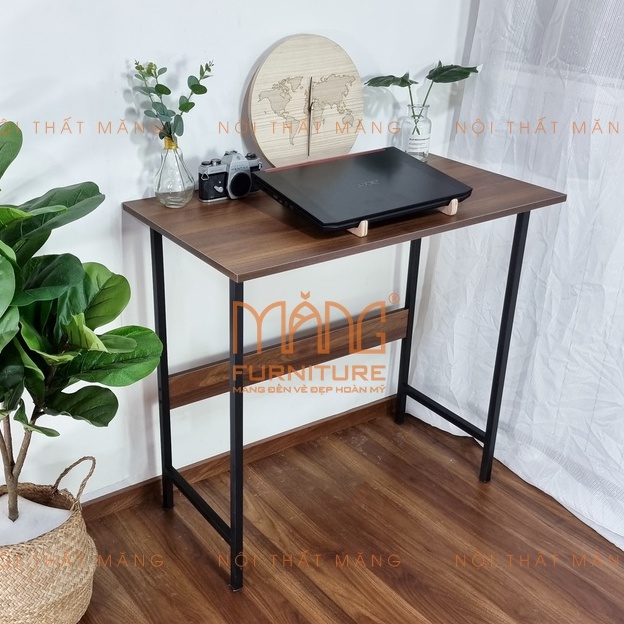 Bàn làm việc, học tập văn phòng, chân sắt U1 mã số BLV01. Đầy đủ ốc vít lắp ráp. Mặt gỗ công nghiệp