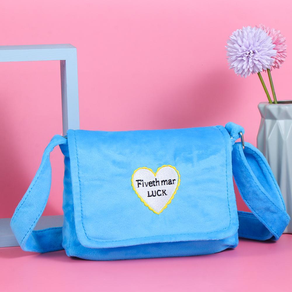 Túi Xách Mềm Mại Họa Tiết Trái Tim Xinh Xắn