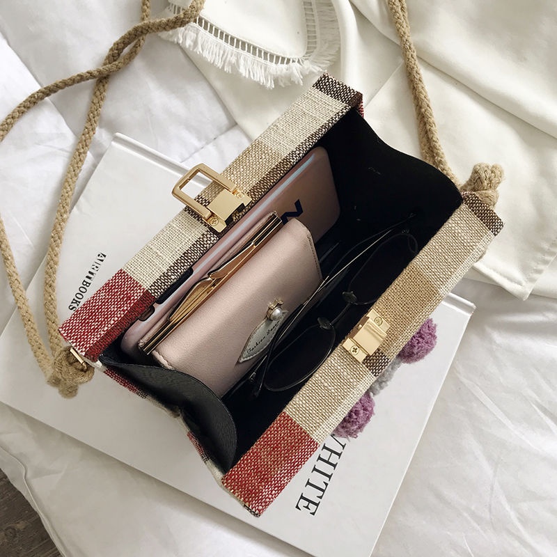 Túi đeo chéo IELGY họa tiết hoạt hình dễ thương phong cách Hàn Quốc dành cho nữ