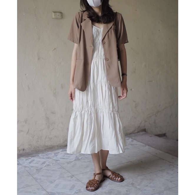 [Mã SKAMCLU7 giảm 10% tối đa 50K đơn 0Đ] blazer ngắn tay 7321 | BigBuy360 - bigbuy360.vn