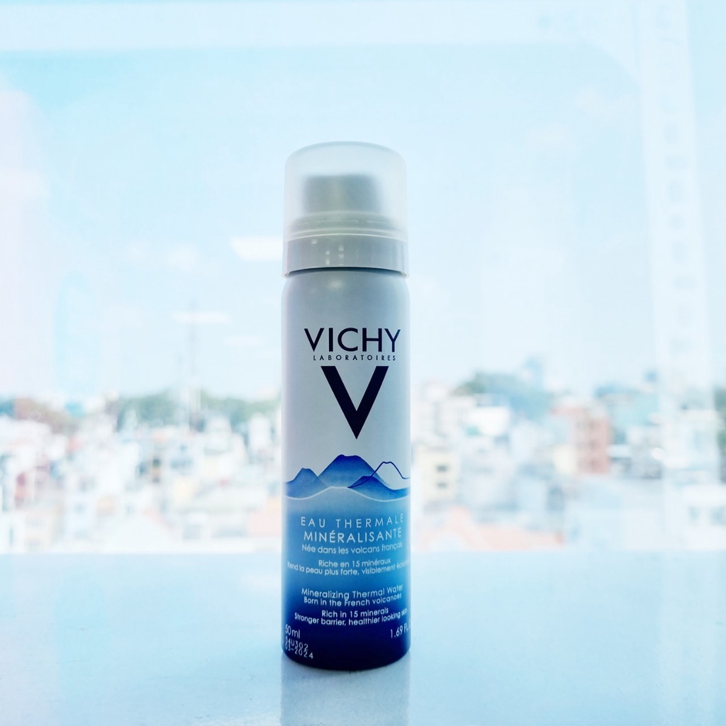 Xịt khoáng Vichy Eau Thermale Mineralizing Thermal Water / Xịt khoáng Vichi 300ml