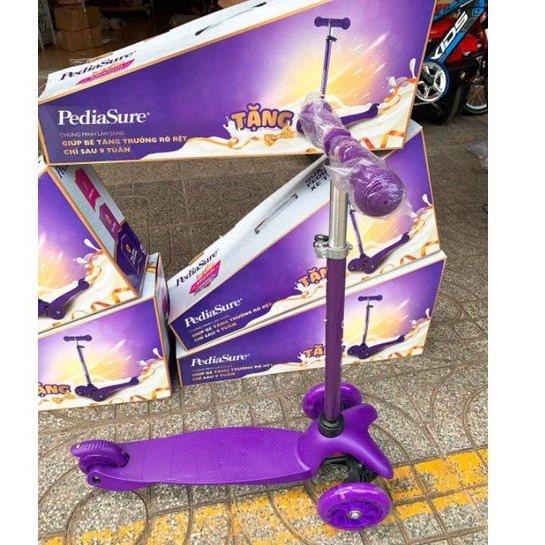 Xe trượt Scooter Pediasure-Xe trượt Scooter bánh phát sáng - Hàng khuyến mãi sữa Pediasure