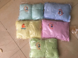Gối nằm cho bé sơ sinh