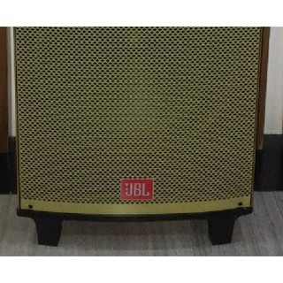 Loa kéo di động JBL J1204