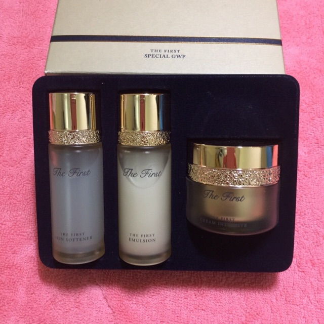 set the first 3 sản phẩm ohui the first