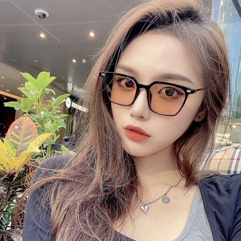 Mắt Kính Thời Trang Kính Râm Form Vuông 652 Kiểu Dáng Trẻ Trung Phong Cách Ulzzang - Hazo