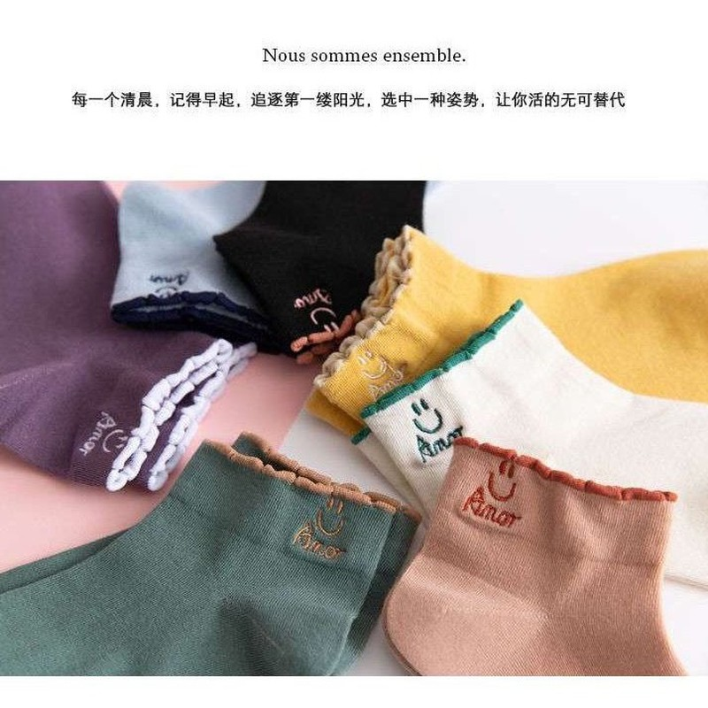 Đôi vớ thuyền họa tiết mặt cười dễ thương cho nữ