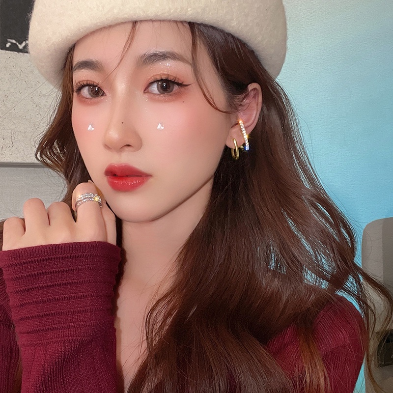 Bông Tai Chữ U Đính Kim Cương Lấp Lánh Phong Cách Hàn Quốc