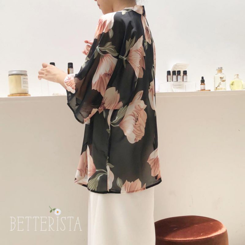Kimono Ngắn Họa Tiết Đen Hoa To | BigBuy360 - bigbuy360.vn