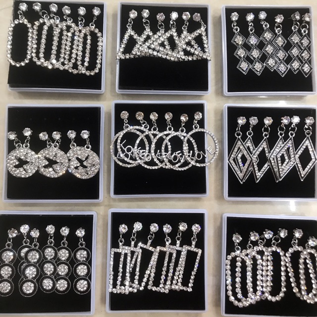 Hộp 3 đôi khuyên tai đính đá sành điệu