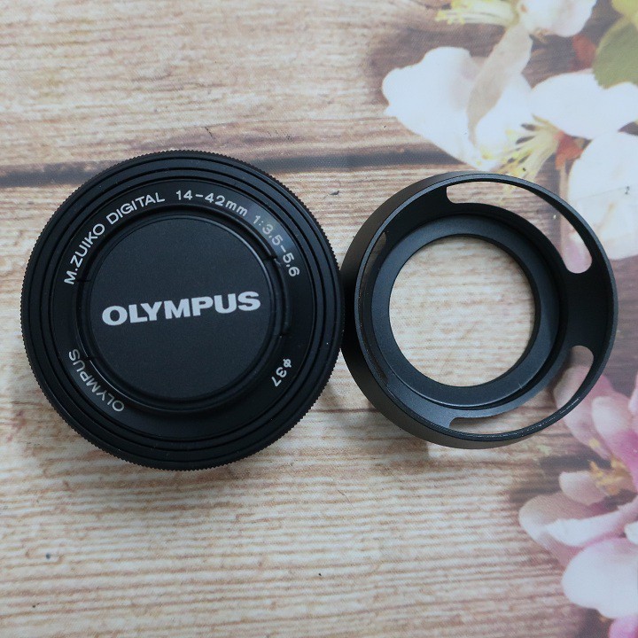 Ống kính Olympus M'zuiko 14-42 f3.5-5.6 EZ ngàm M43 cho các dòng máy ảnh Olympus và Pana