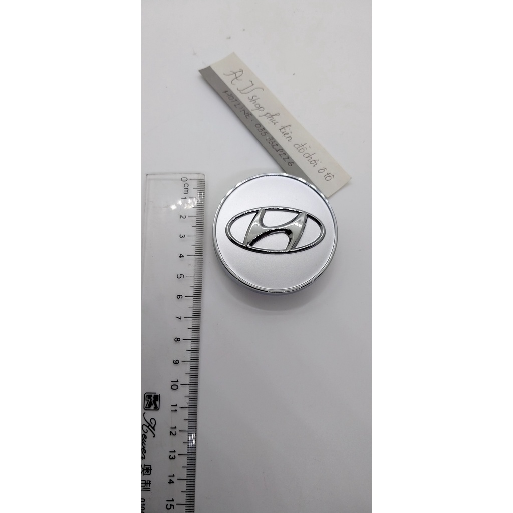Logo chụp mâm, ốp lazang bánh xe ô tô Hyundai  đường kính 58mm màu trắng