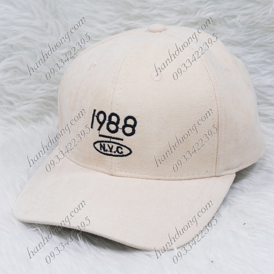 Mũ kết nhung sớ nhuyễn thêu số 1988 NYC phù hợp cho cả nam và nữ