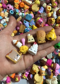 Shopkins- Đồ chơi cho bé (set 100 con khác nhau )
