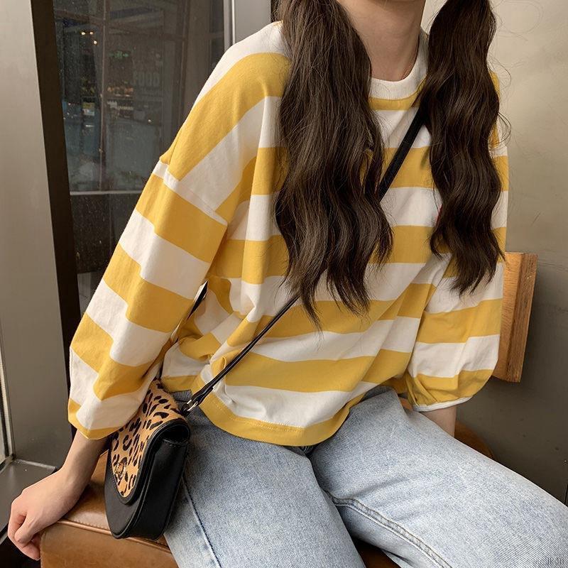 Áo thun nữ cổ tròn sọc ngang phong cách Hàn Quốc Loose T-Shirt