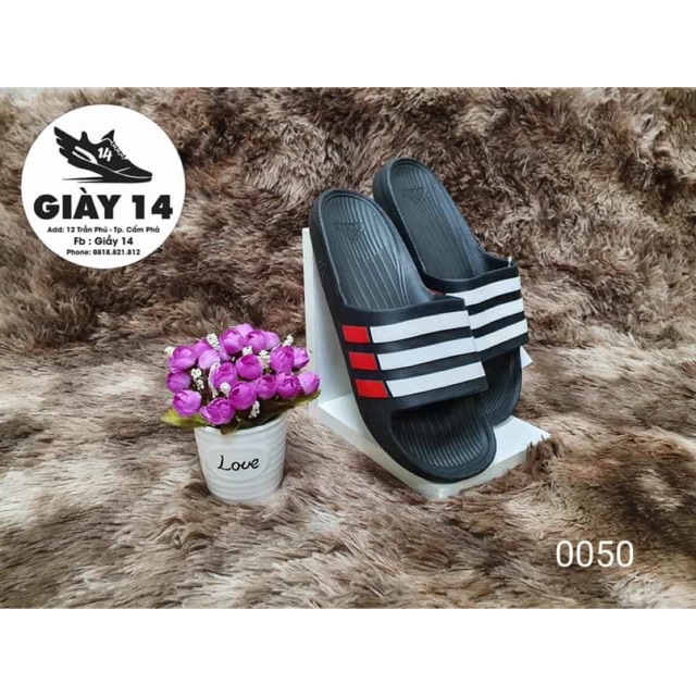 Dép đúc thể thao