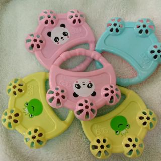 ĐỒ CHƠI LỤC LẠC CHO BÉ SƠ SINH ĐẾN 1 TUỔI