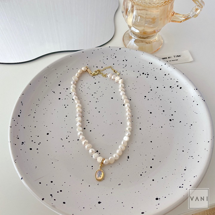 Vòng Cổ Hạt Châu Nước Ngọt Đính Charm Tròn - Vani Store - TS000558