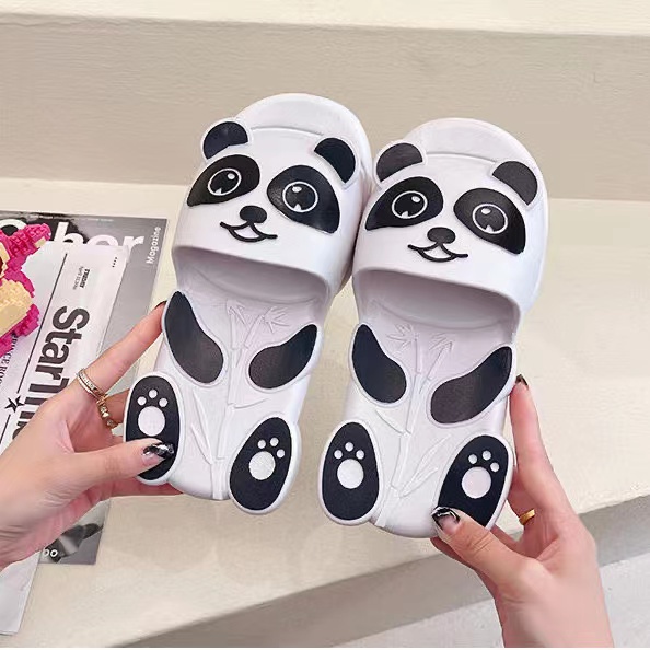 Dép nhựa đi trong nhà hình gấu trúc cute Dép Đi Trong Nhà Hình Gấu Trúc size 30-41