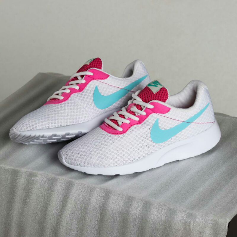 Giày Thể Thao Nike Tanjun Màu Trắng Nhiều Màu Thời Trang