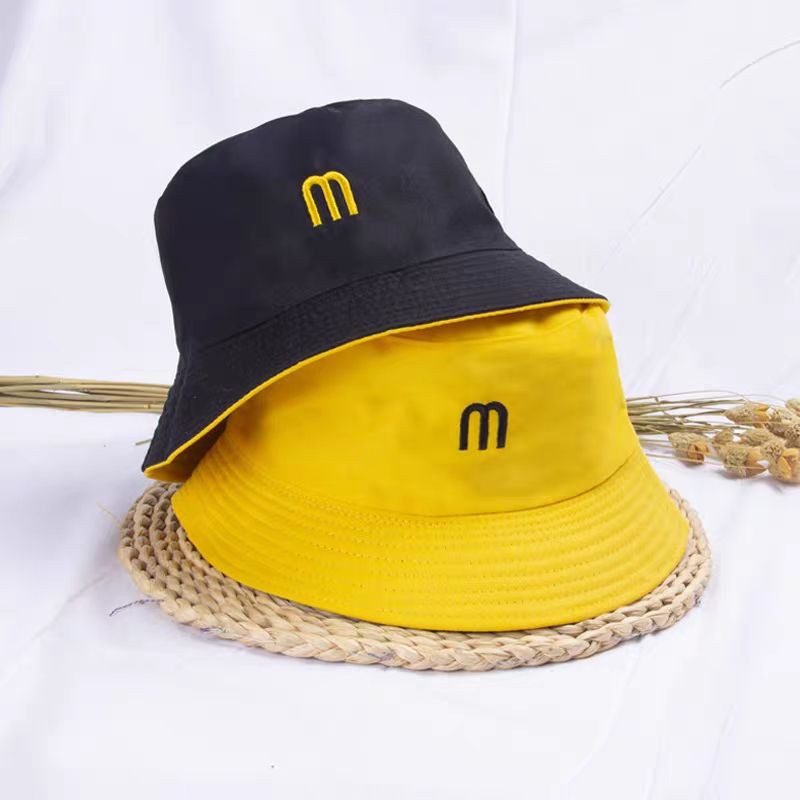mũ bucket hai mặt họa tiết chữ m xinh