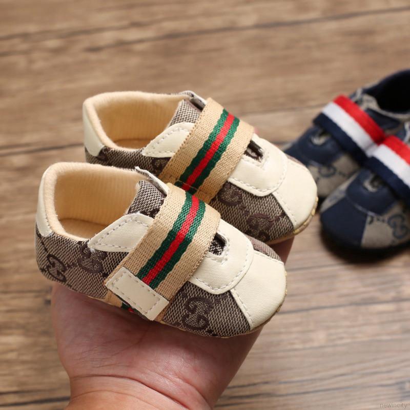 Giày Đế Mềm Chống Trượt Cho Bé Tập Đi