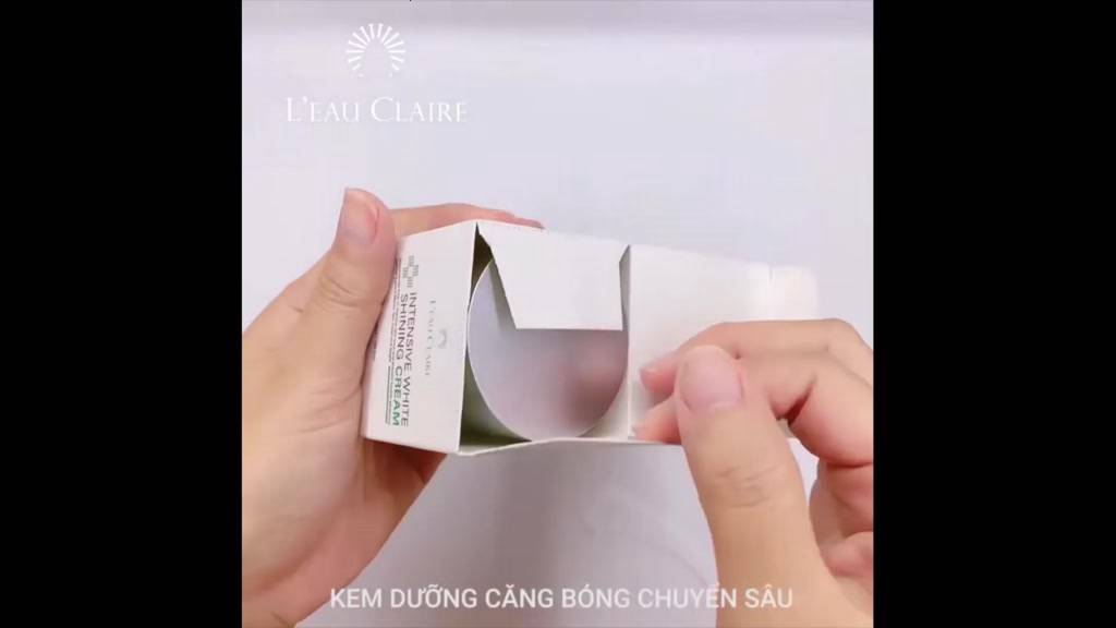 Kem Dưỡng Trắng Căng Bóng Chuyên Sâu Hàn Quốc Chính Hãng LEAU CLAIRE 50ml | BigBuy360 - bigbuy360.vn