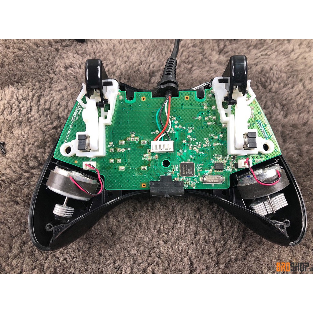 Tay cầm chơi game XBOX 360 có dây xài PC Hàng refurbished không hộp. ( bh 3 tháng )