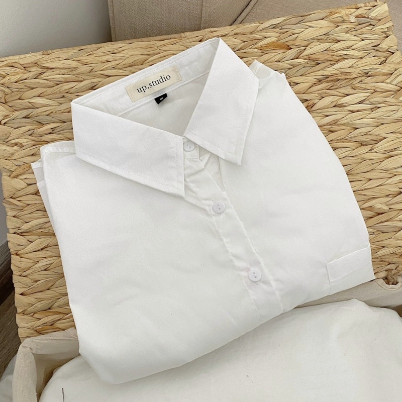 Áo sơ mi trắng thêu chữ dáng rộng/ áo sơ mi oversize