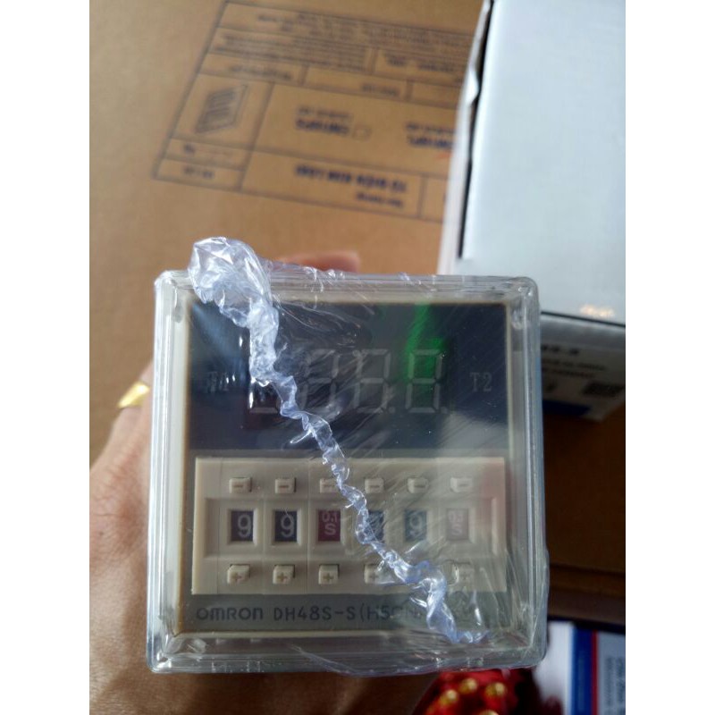 Timer Omron DH48S Rờ Le Relay Thời gian Omron DH48S-S