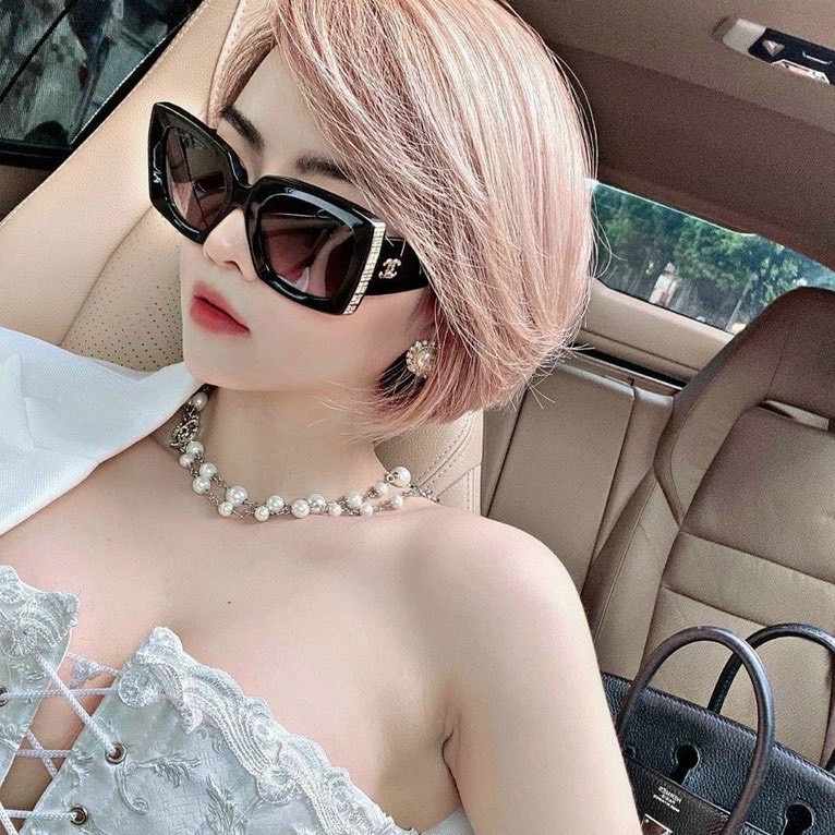 Kính Mát Nữ Form Vuông Lớn Siêu Sang