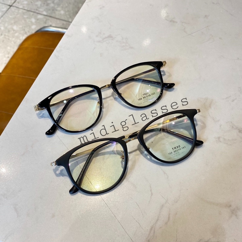 Kính mắt dáng xếch