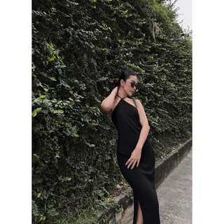 Set váy yếm hở lưng ôm body chất liệu vải thun thoáng khí và sang chảnh