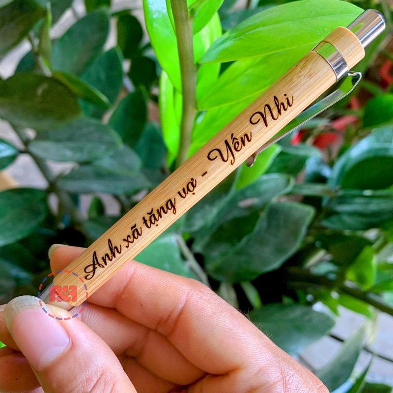 Bút bi tre đẹp khắc tên theo yêu cầu