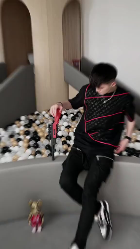 Áo Phông Nam Nữ LV Họa Tiết Monogram Viền Hoa Cực Nét - Áo Thun Siêu Cấp Chất Cotton Cao Cấp Form Dáng Rộng Hot Tren | BigBuy360 - bigbuy360.vn