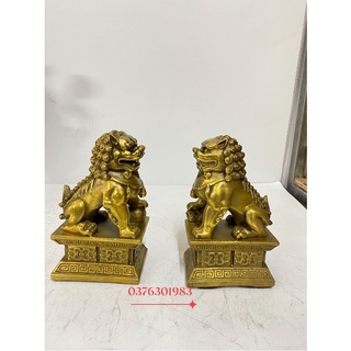 Đôi nghê bệ đá bằng đồng nguyên khối