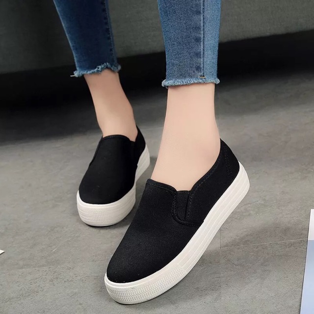 Slipon nữ giày vải nữ hai màu đen trắng | BigBuy360 - bigbuy360.vn