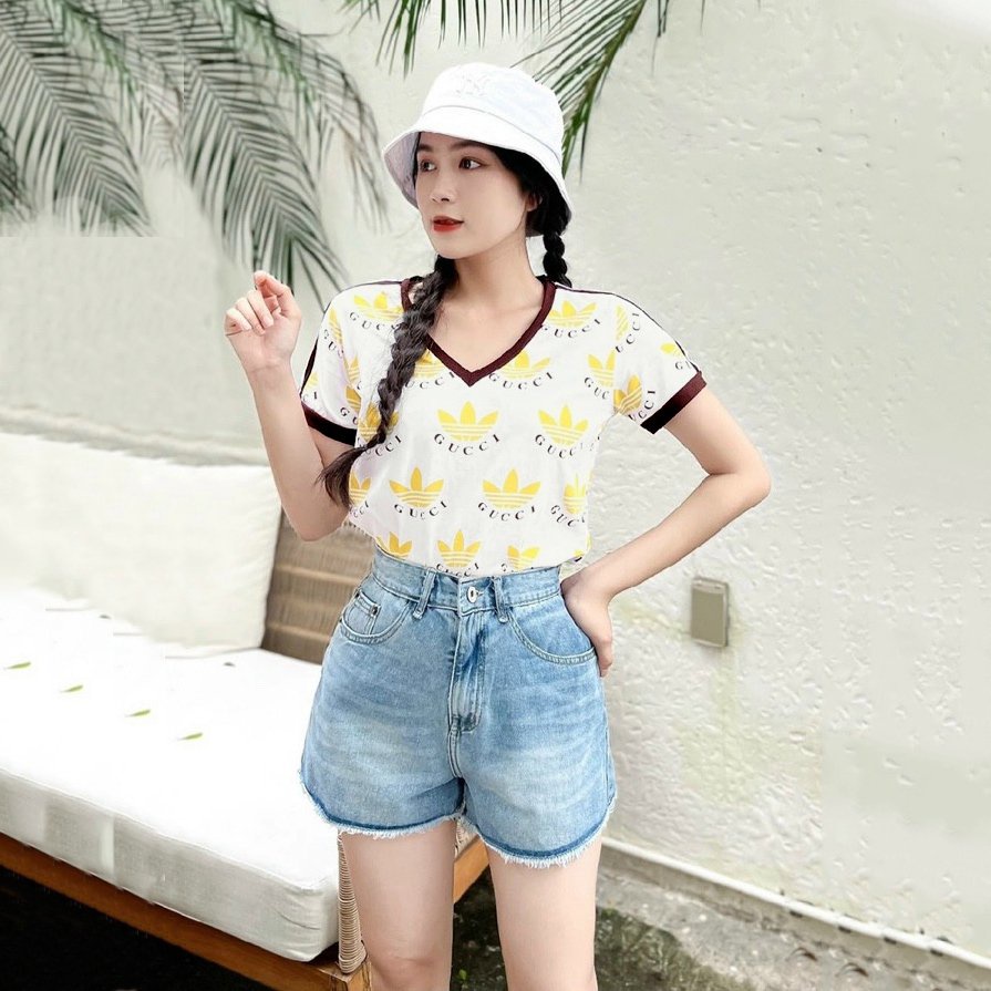 Áo Thun Cổ Tim Guc.ci Chất Liệu 100% Cotton 4 Chiều Mềm Mịn.