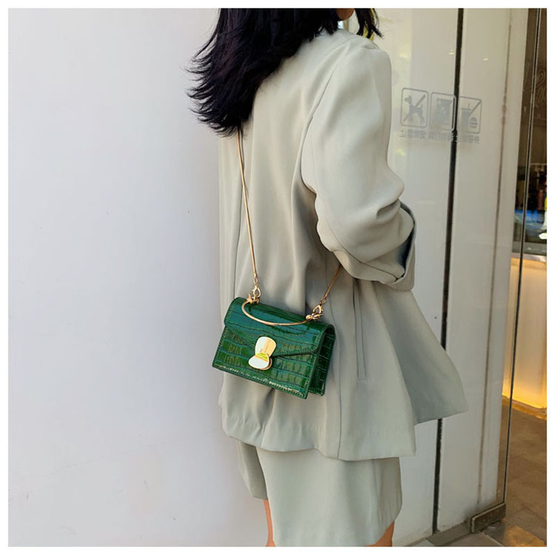 Túi Xách Nữ Đeo Chéo Dây Mắc Xích Thời Trang