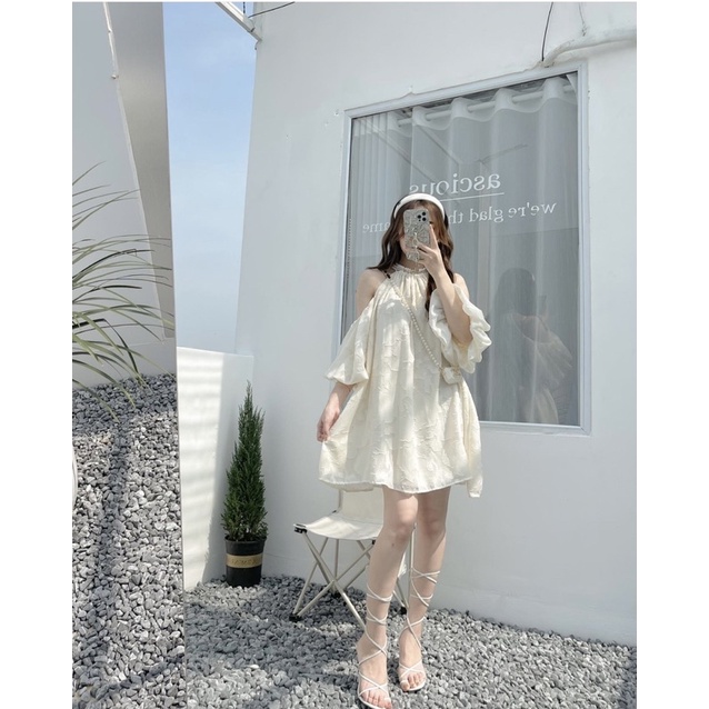 Váy cổ yếm khoét vai , cổ yếm có thể điều chỉnh - V34