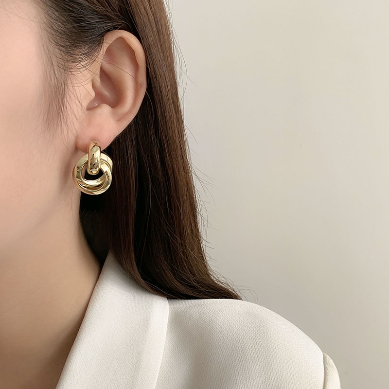 MOCHASHUKhuyên tai kim loại mạ vàng phong cách Hàn Quốc sang trọng đơn giản dành cho nữ nhiều mẫu tùy chọn