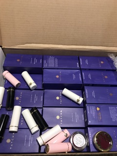 Son Tatcha  KYOTO RED SILK LIPSTICK