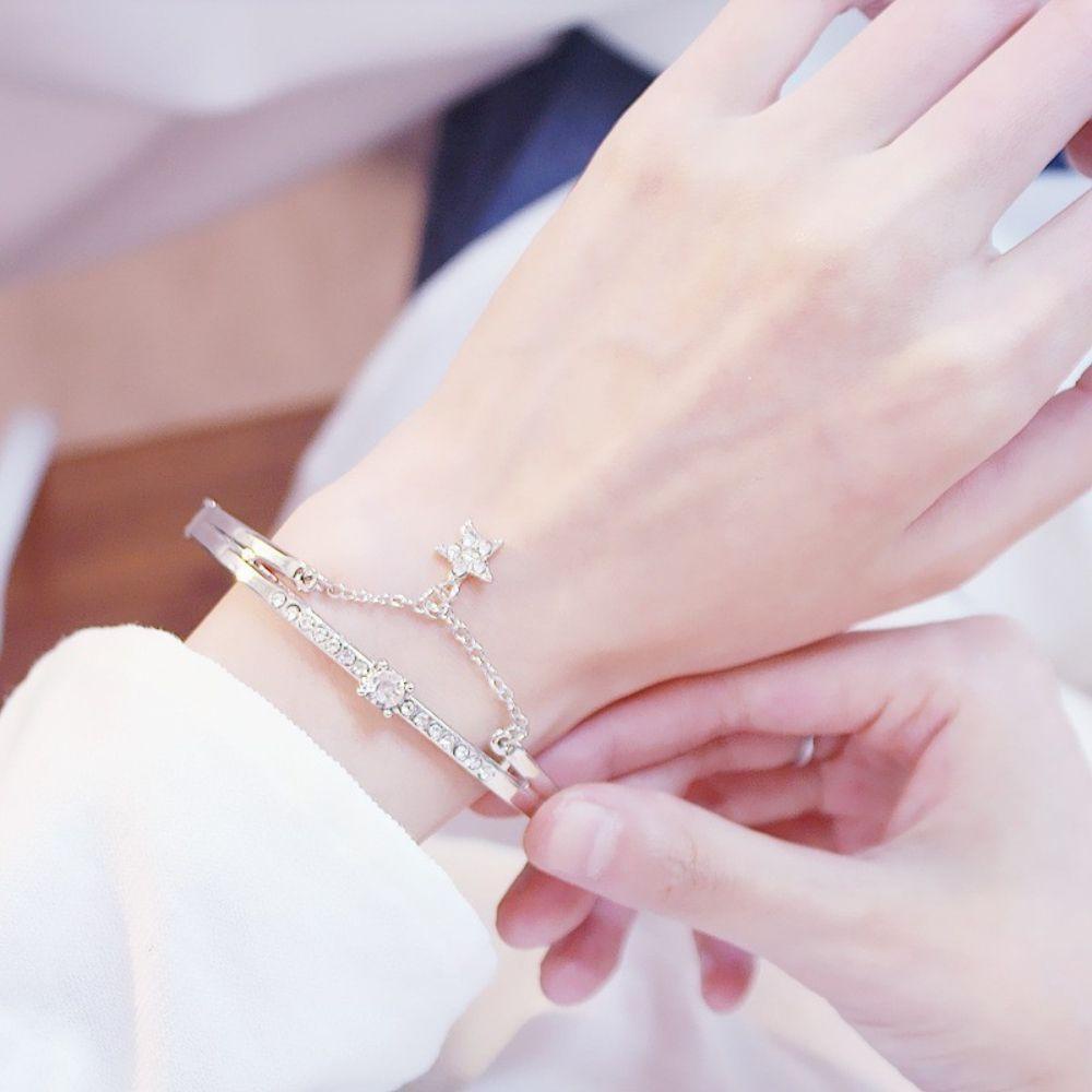 QQMALL Vòng Tay Đính Đá Hình Ngôi Sao Thiết Kế Tối Giản Sang Trọng Cho Nữ