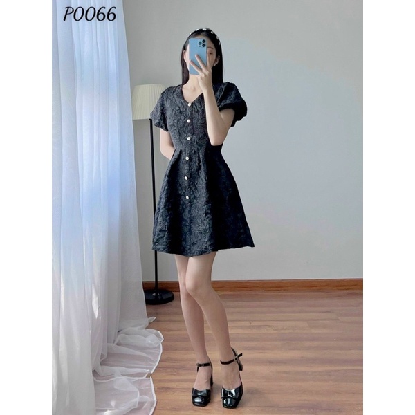 Đầm cổ tim nút ngọc Mooly BT100