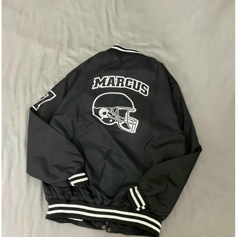 Áo Khoác Bomber Dù Gió MARCUS Màu Đen Và Vàng - FRESHIP Unisex - Kiểu Bóng Chày Số 17  Nam Nữ Cute