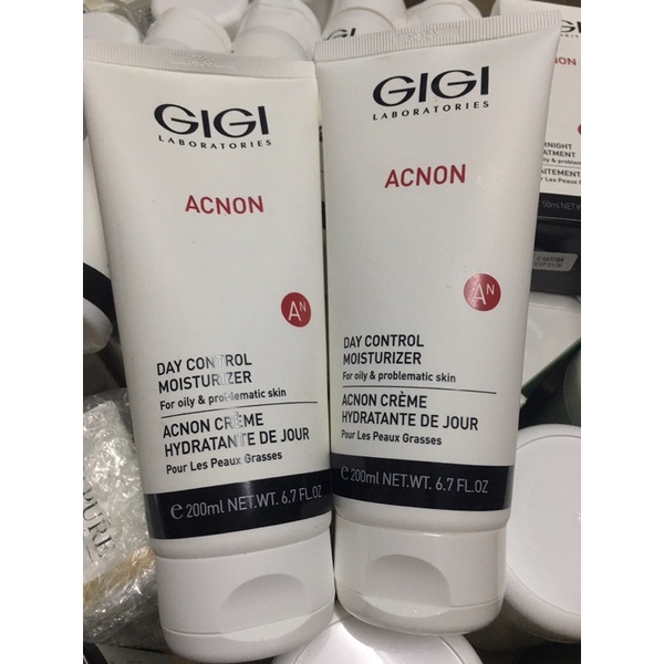 Kem dưỡng ban ngày giảm mụn, giảm thâm Gigi Acnon Day Control Moisturizer hiệu quả sau 7 ngày