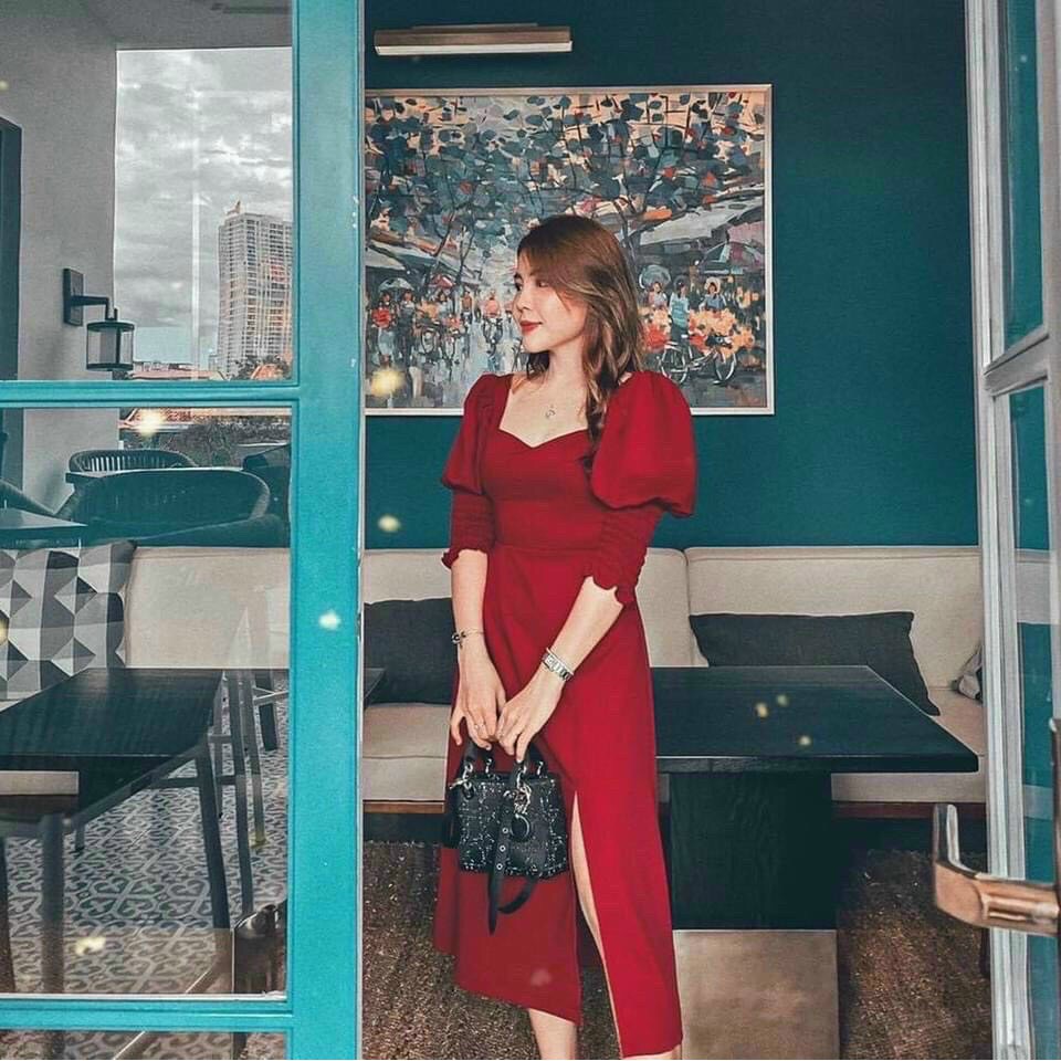đầm suông xẻ tà cổ vuông tay lỡ ống bo