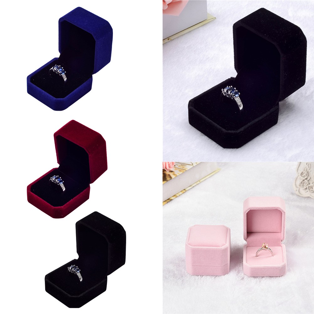 Hộp Đựng Nhẫn Cưới Vải Nhung Thời Trang